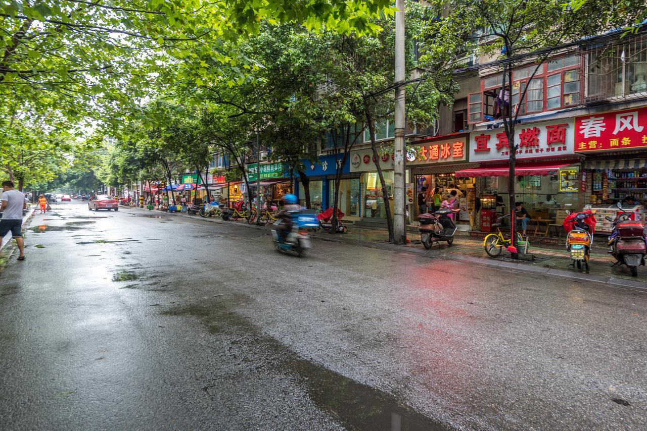 Pandahouse Aparthotel Chengdu Buitenkant foto